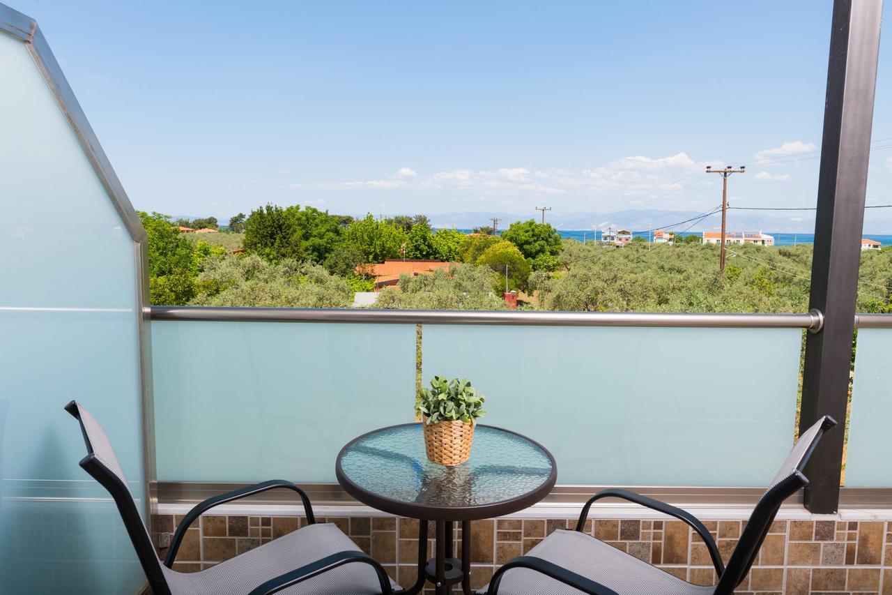 Ftery Hotell Skala Rachoni  Exteriör bild